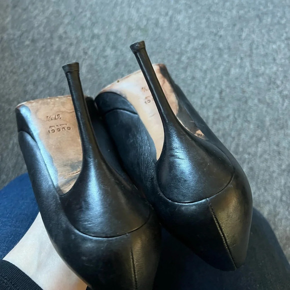 Gucci Black Pump Heels, size 37 - Picture 7 of 9